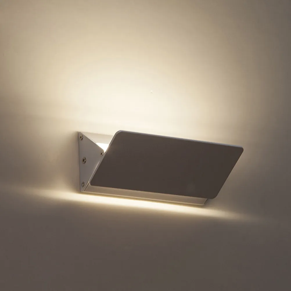 

1Pcs Wall Lamp Premium Adjustable Luminous Angle Indoor Outdoor Fence Lamp Household Wall Light for Home Restaurant Hotel 5W