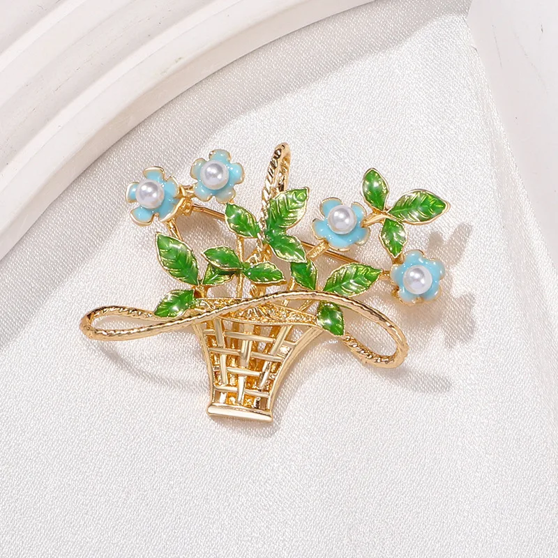 Vintage Brooch High-end Enamel Craftsmanship Flower Forget Me Not Fashionable Flower Basket Pearl Chest Flower Accessory