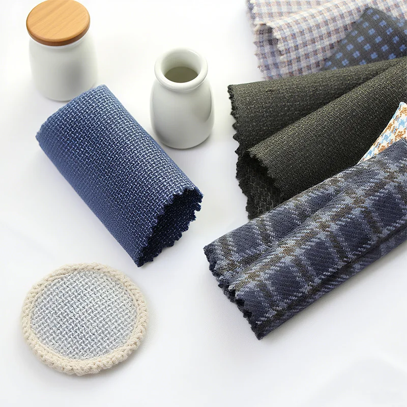 70 Wool 29.5 Polyester Antistatic Textile Cloth 100/2*100/2 Light Anti-static Fabrics For Garment Dress Making