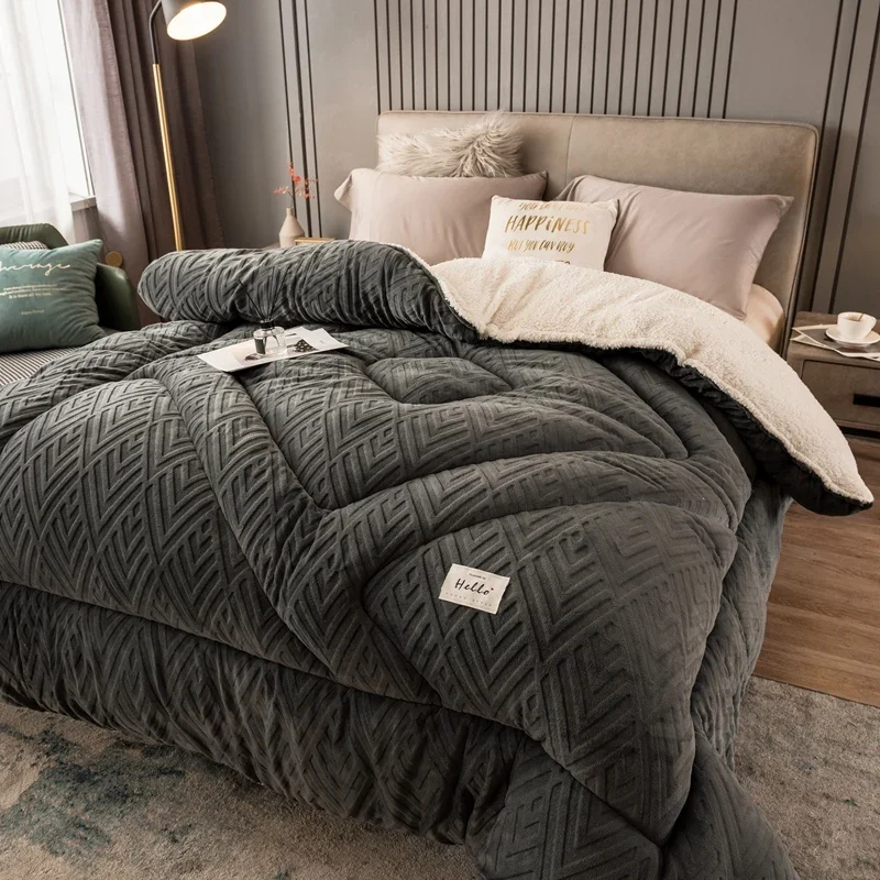 Thickened Milk Velvet Winter Blankets for Bed Soft Imitation Lambswool Weighted Blanket Queen Size Super Warm Winter Comforter