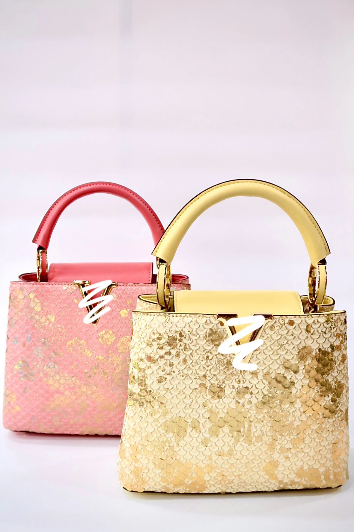 

2024NewStyleSpringSummerSerpentineHandholdCrossbodyWomen'sBagFemale'sBag