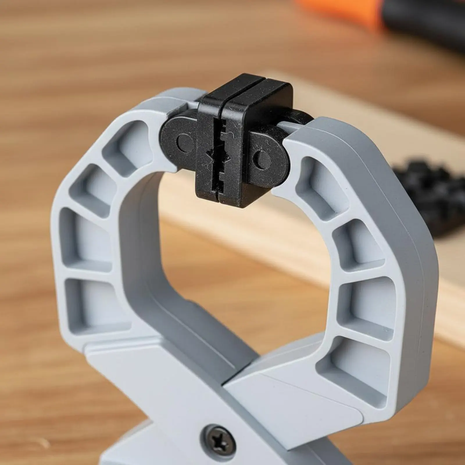 Ratchet Bar Clamp Strong Clamping Pressure Quick Unfasten Clamp Hand Tool High Strength Lightweight for Carpenters, Garage