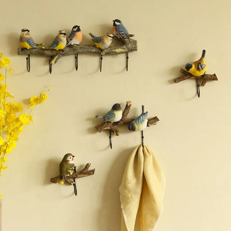 

Vintage Wall Hook with Birds, Rustic Farmhouse Key Holder, Entryway Organizer for Keys & Coats, Farmhouse Home Decor