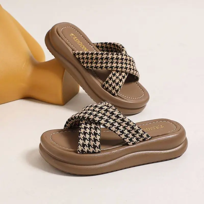 New Women's Summer One Word Thousand-Bird Wedges Slippers Thick Sole Non Slip Light Home Slipper Outdoor Beach Slipper