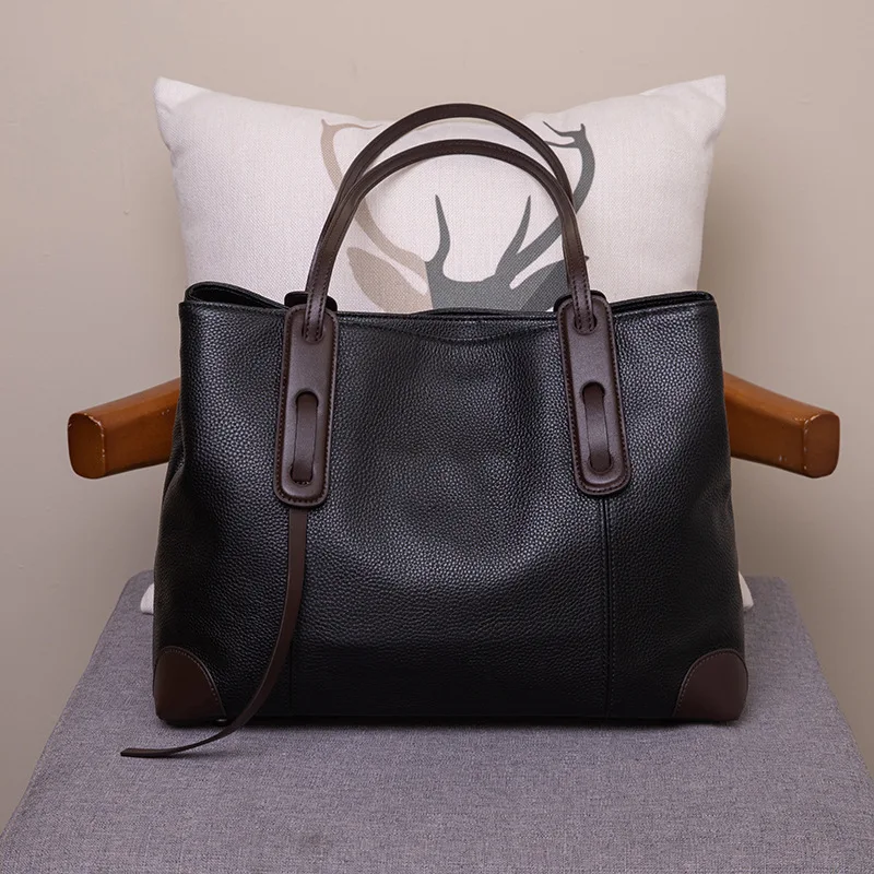 2026 New Fashion Women's Shoulder Bag: Trendy, Premium-Style, Soft Leather Large Tote for Commuting – Korean & Japanese Inspired