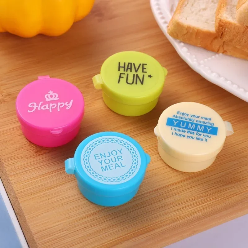 4 Pcs/set Mini Sauce Bottle Portable Ketcheup Squeeze Bottles Refillable Salad Dressing Container Seasoning Storage Box