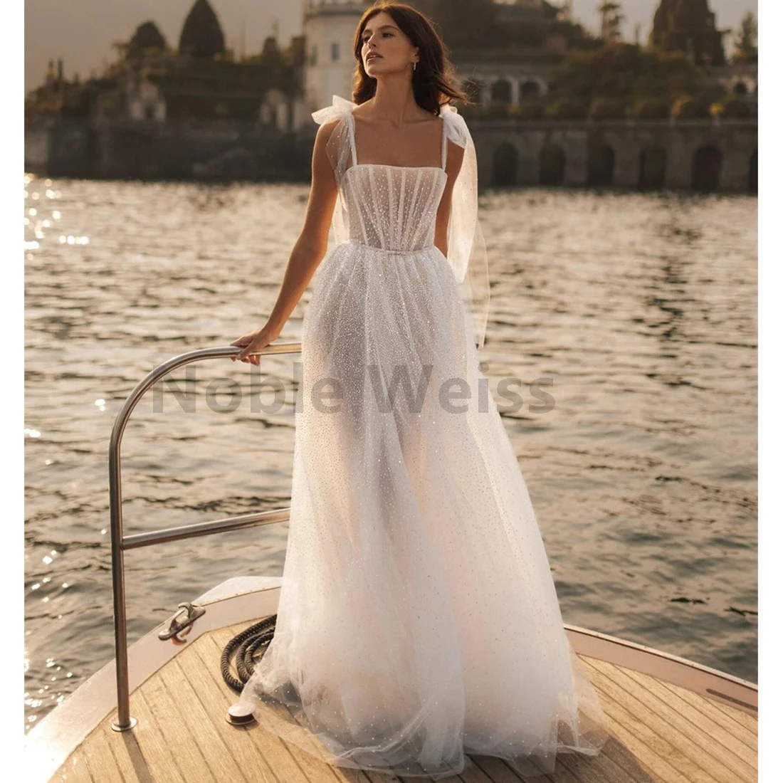 Luxuriöses A-Linien-Hochzeitskleid mit glitzernden Pailletten, ärmellos, glamouröses Brautkleid, individuell anpassbar