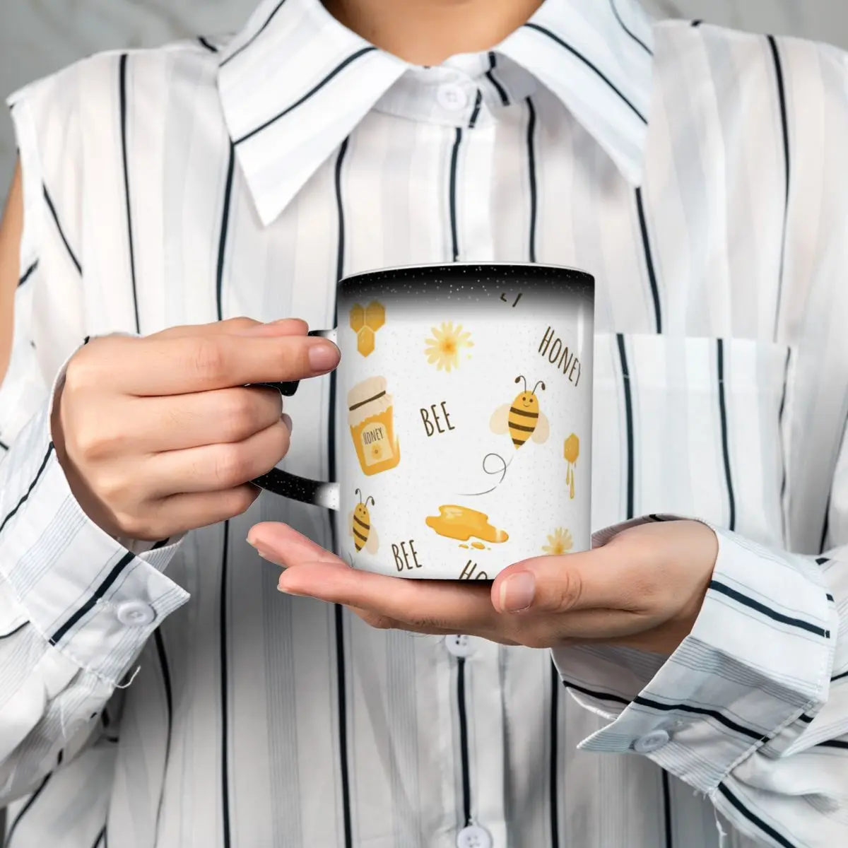 Bee Printe Mug Funny Ceramic Coffee Cups Tea Mugs Milk Cup Drinkware Gifts for Woman Man