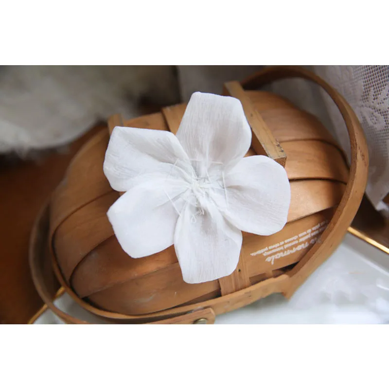 3D Large 11CM White Black Flower With Beads Patch Sticker Sew on Patches Applique Embroidery DIY Clothing Accessories