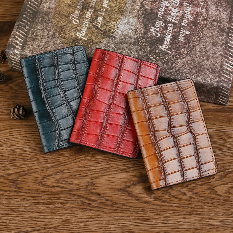 LOMCEL TY39 Leather card wallet made of top-grain cowhide, with chrome-plated color effect and multi-layer design, suitable for