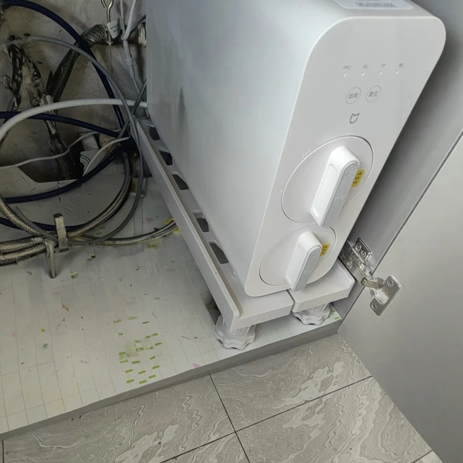 Adjustable Height W…