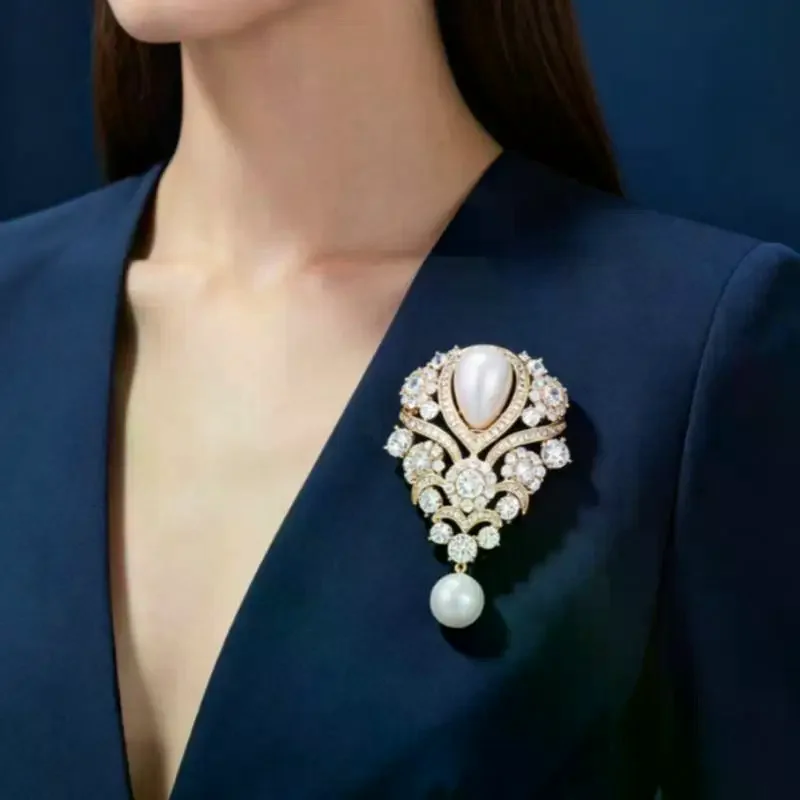 Fashionable Violet Pearl Pendant Luxurious Rhinestone Inlaid Brooch Charming Jewelry Accessories For Banquet Dresses Gifts