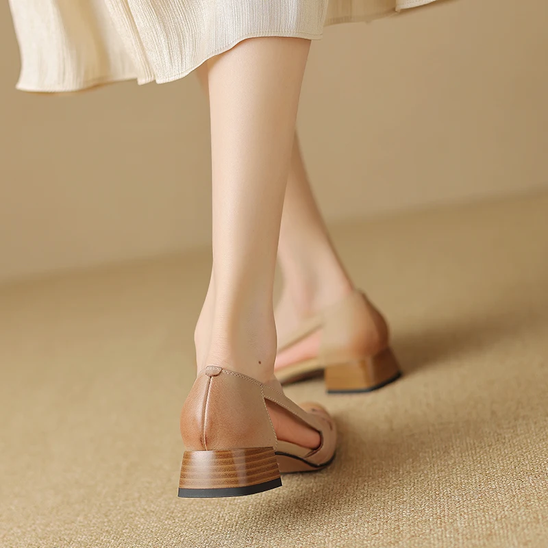 Sandal wanita Retro baru musim panas 2024 sepatu elegan modis hak tebal kualitas tinggi ringkas wanita