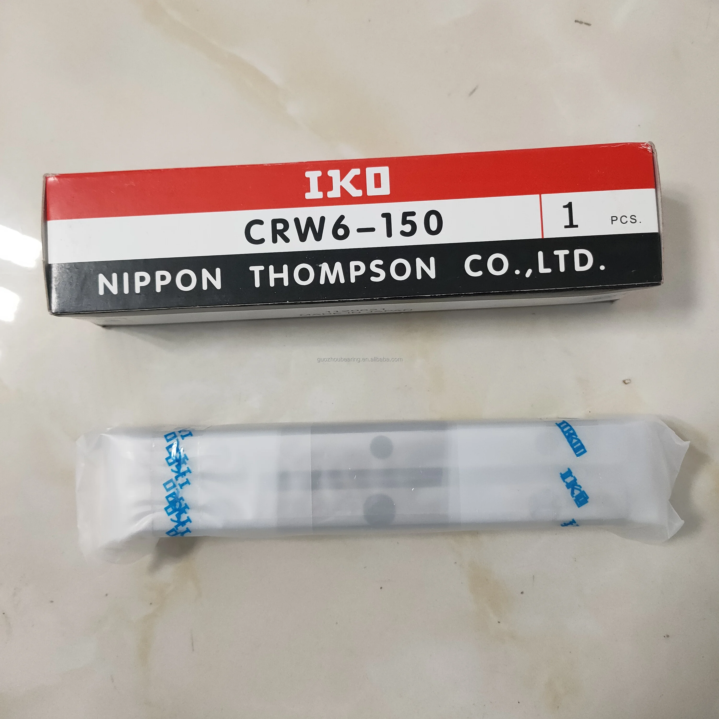 Original IKO Cross Roller Way CRW6-200 CRW6 - 200SL CW6-150