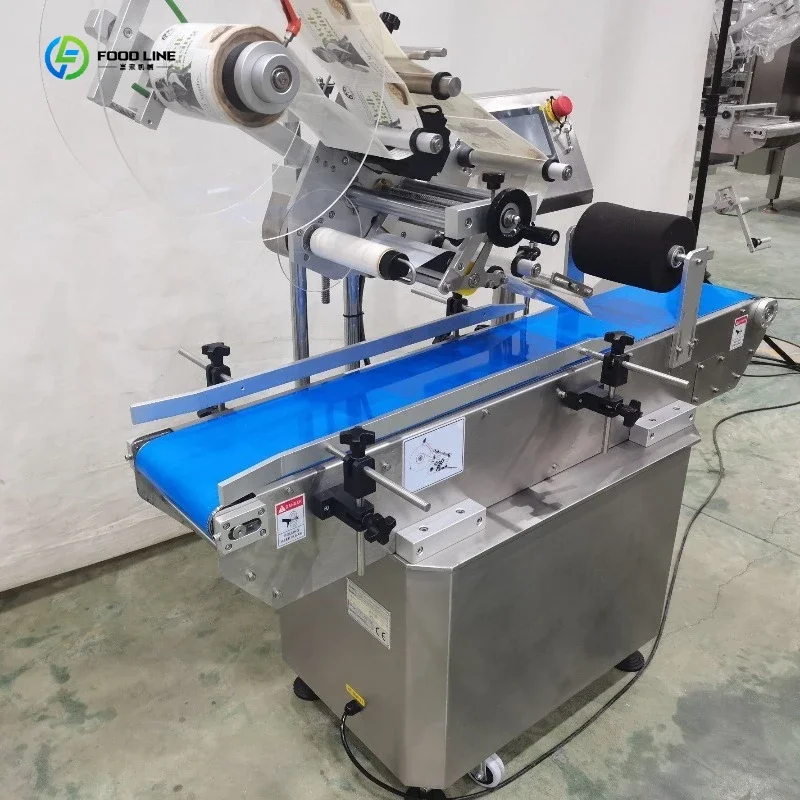 Labeling Machine Self Adhesive Sticker Labeling Machine For Cosmetic Bottle Box FL Customized