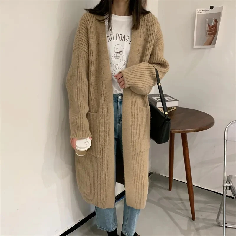 Autumn Warm Midi Knitted Cardigan Women Korean Loose Pocket Casual Knit Coats Female Fashion Lazy Style Solid All-Match Cardigan