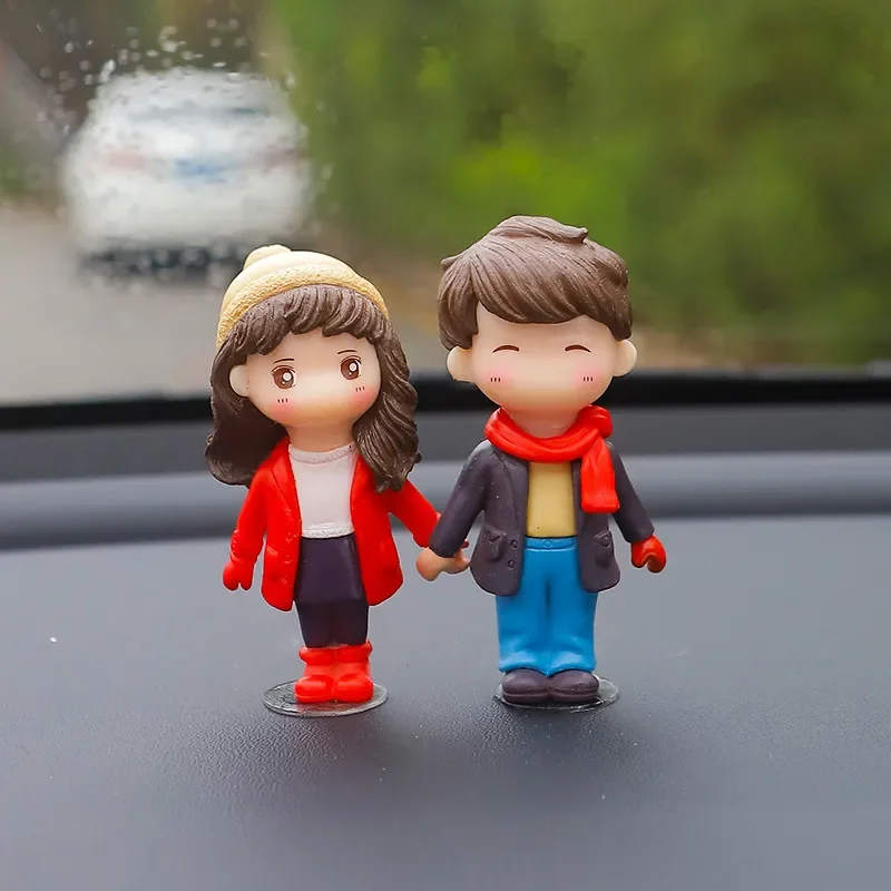 Car Accessories Cute Cartoon Love Couples Action Figure Figurines Balloon Ornament Auto Interior Dashboard for Girls Gifts Drop