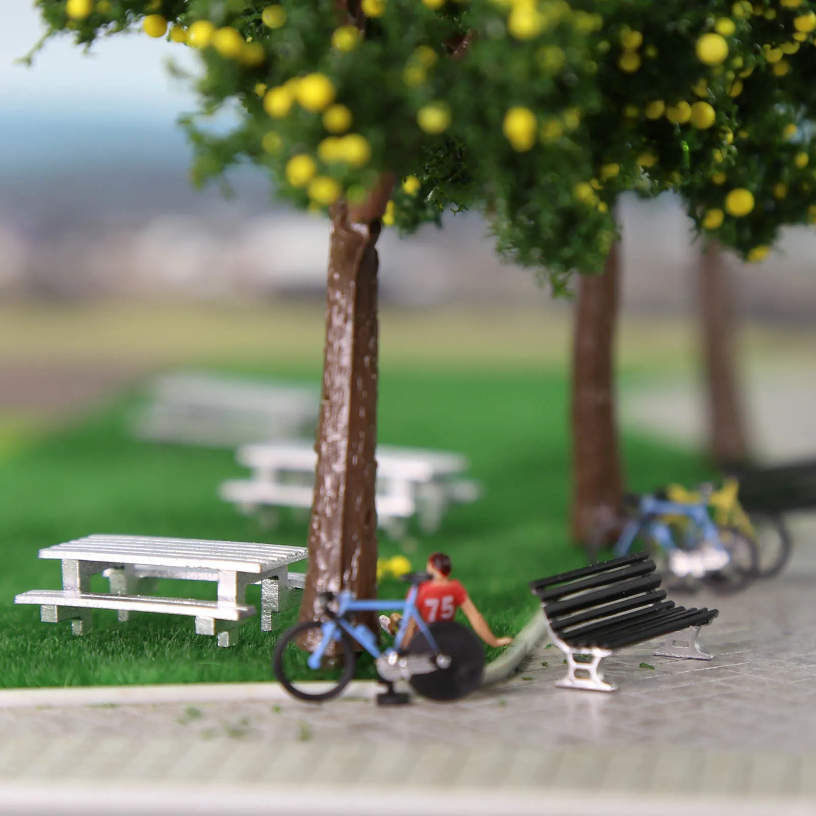 Evemodel 10pcs HO Scale 1/87 Garden Park Silver BBQ Picnic Table Bench Outdoor for Model Trains Landscape ZY44087Si