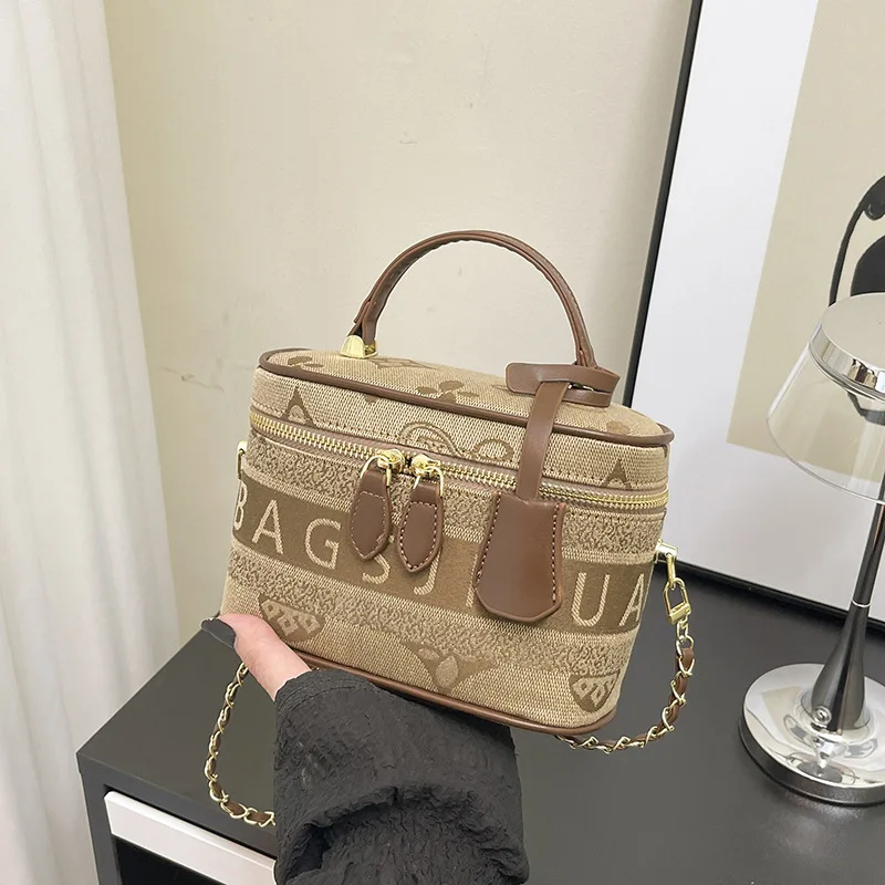 

Большая сумка с буквенным принтом 2024, женская сумка через плечо с цветными блоками, винтажная сумка через плечо с цепочкой, ретро-сумка на ремне, топ «день-ночь»
