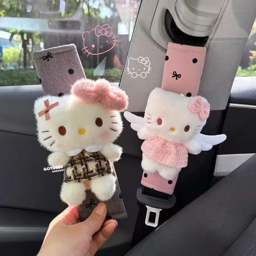 

Накладка на ремень безопасности Sanrio 2026: милый аниме-мультяшный ангел Hello Kitty в клетчатой юбке, защитный декор для ремня безопасности автомобиля
