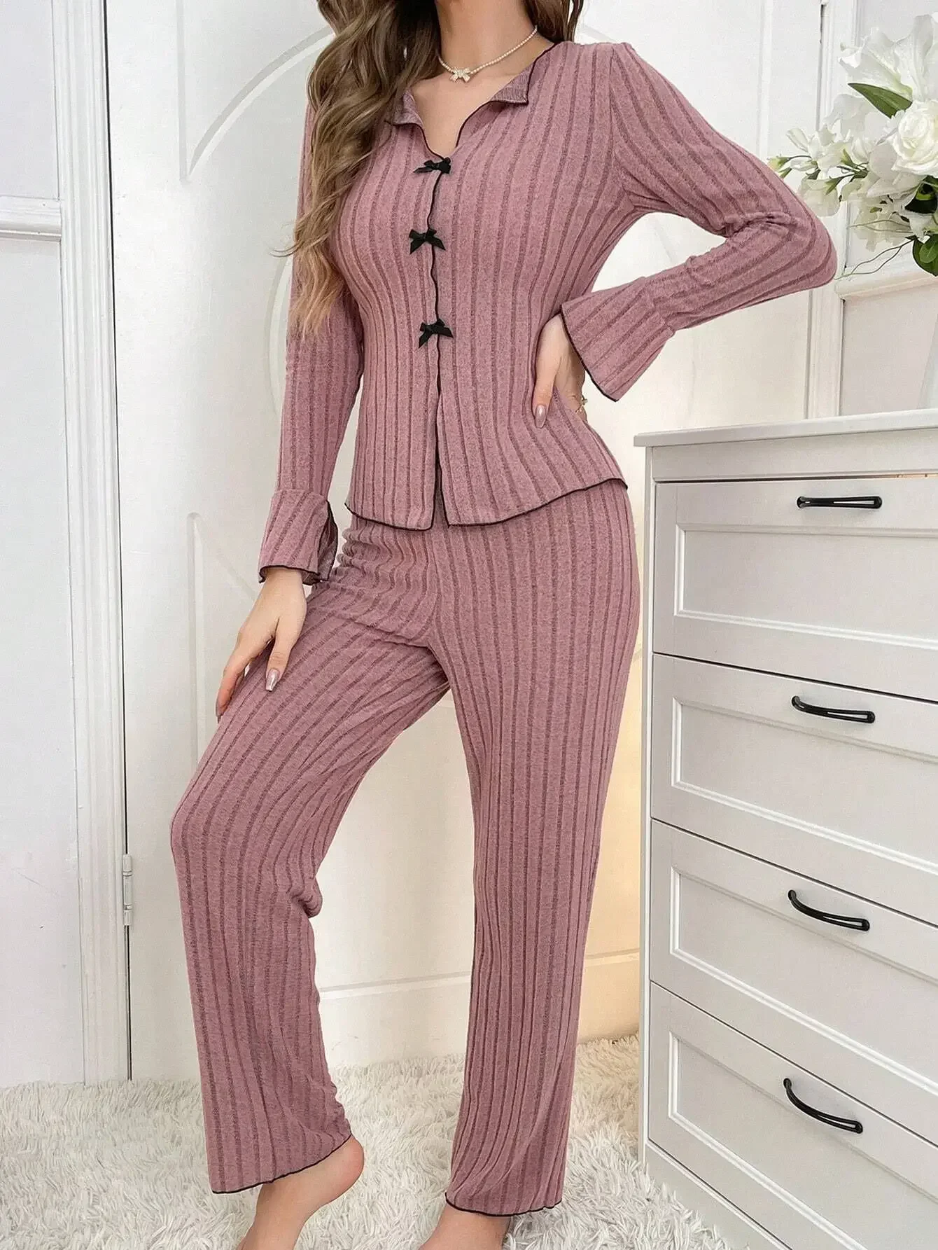 

Autumn Winter Warm Pajamas Set for Woman Sleepwear Lapel Bow Fashion Sexy Long Sleeve Tops and Trousers Home Suit