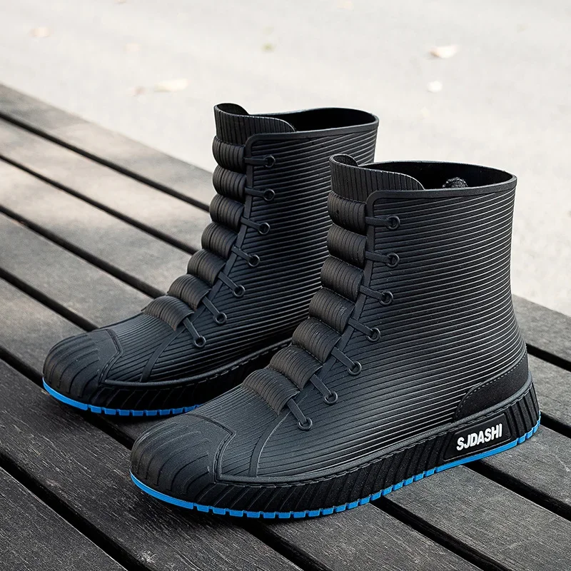 Botas de lluvia impermeables para hombres y mujeres, zapatos de tubo corto casuales, aislamiento de felpa, antideslizantes, duraderas y cómodas, nueva moda