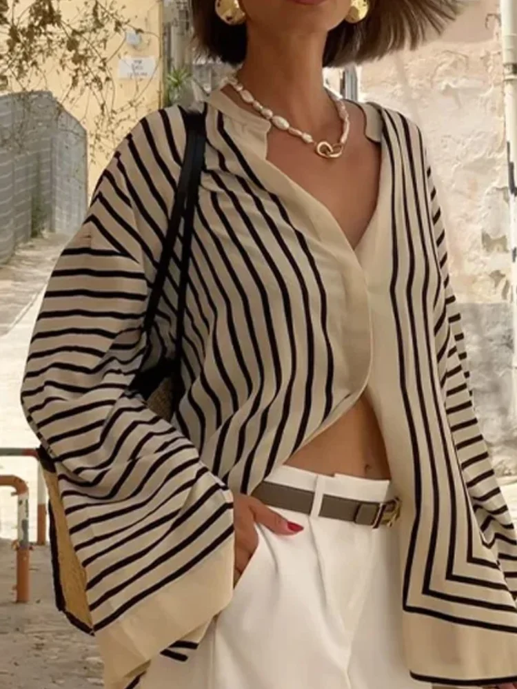 Elegant Pinstripe Print Single Breasted Shirts Women Fashion O Neck Long Sleeved Loose Blouse Chic Female 2024 New Commute Tops