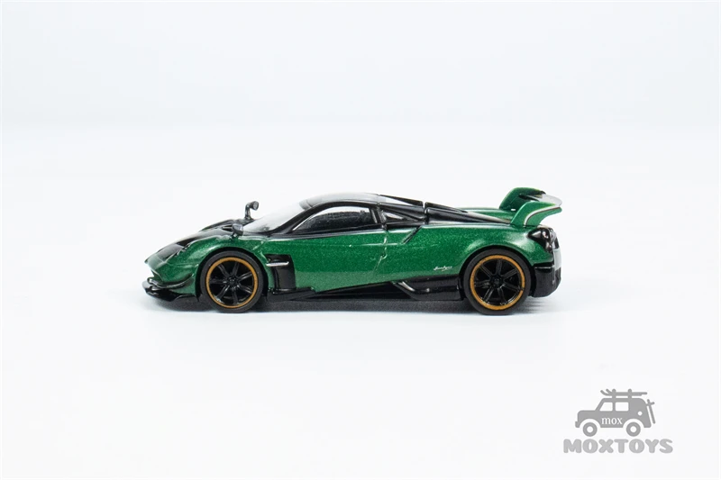 Tarmac Works 1:64 Pagani Huayra BC Green Diecast Model Car