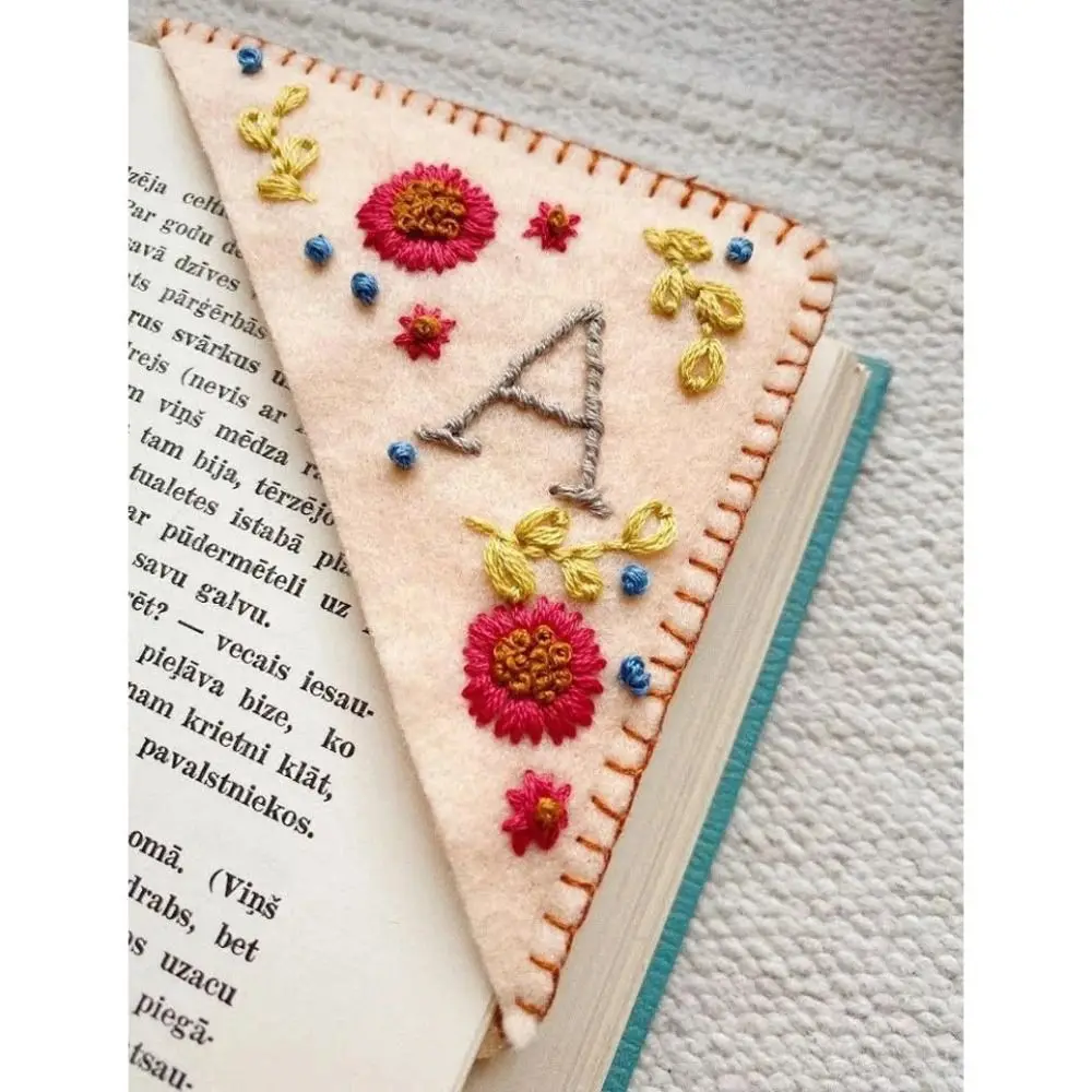 Felt Hand Embroidered Corner Bookmark Multicolor Flower Letter Embroidery Page Marker New Design Stitched Felt Corner Bookmark