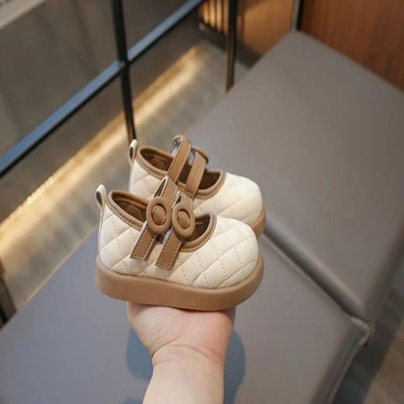 2024 Spring New Fashion Ethnic Style Girl's Diamond Grid Soft Sole Princess Shoes Children's Small Leather Shoes Beige Brown