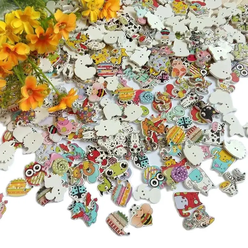 New 50PCs/lot Scrapbook buttons decorative Wooden Buttons Random Mixed Animal wood Buttons for Craft botones de madera