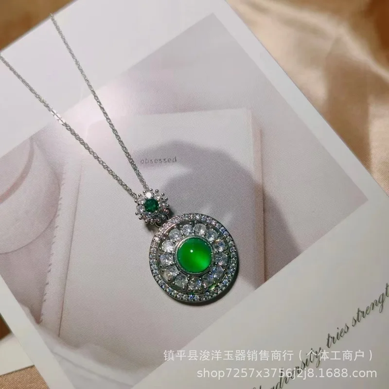 High-quality ice green chalcedony pendant, silver-plated, inlaid with diamonds, agate chalcedony, jadeite-colored pendant, clavi