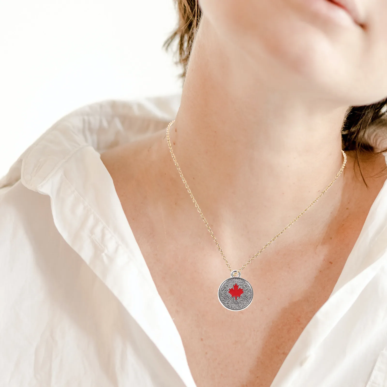 

25 шт. подвесок с флагом Канады и кленовым листом, аксессуары из сплава для рукоделия, для браслетов, ожерелий, брелоков, подвески в виде листа