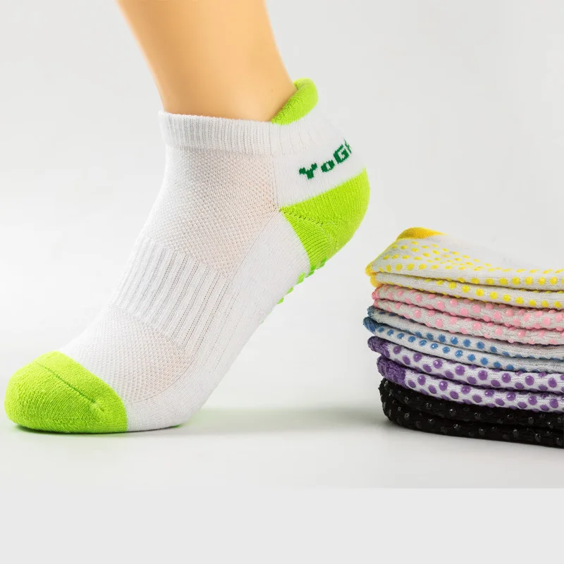 1pair Non Slip Yoga Socks Women Girls Cotton Silicone Dots Anti-Slip Winter Grip Socks Pilates Ballet Fitness Floor Socks