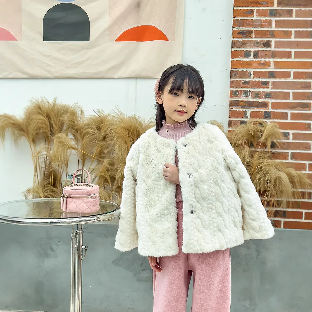 Girls' New Imitation Mink Velvet Fur 2025 Autumn and Winter Children's Korean Fashion Foreign Style Baby Fluff Warm Jacket