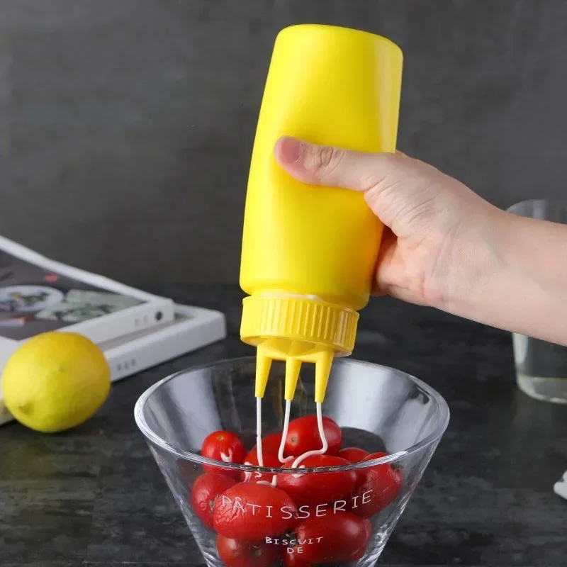 3 Holes Sauce Squeeze Bottle Condiment Dispenser Container Salad Dressing Seasoning Ketchup Mustard Storage Jar Kitchen Tools