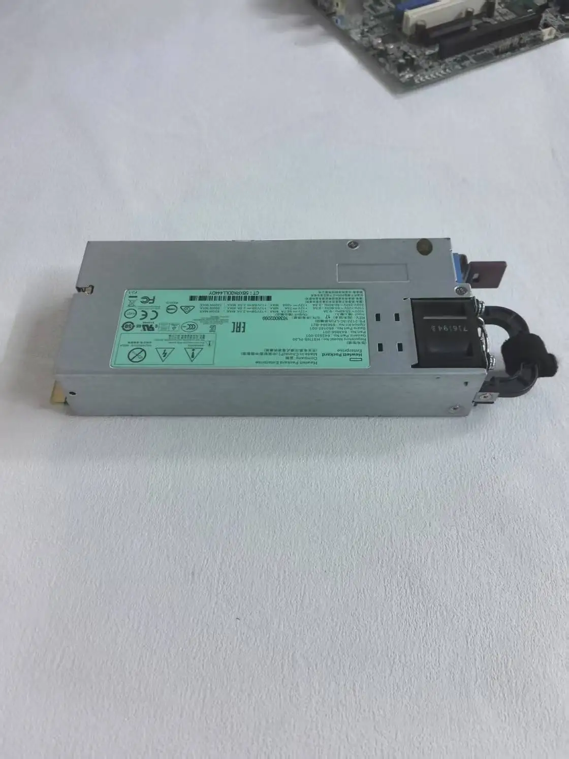 643956-201 1200-Watts Common Slot Platinum Hot-Pluggable Power Supply Second-Hand