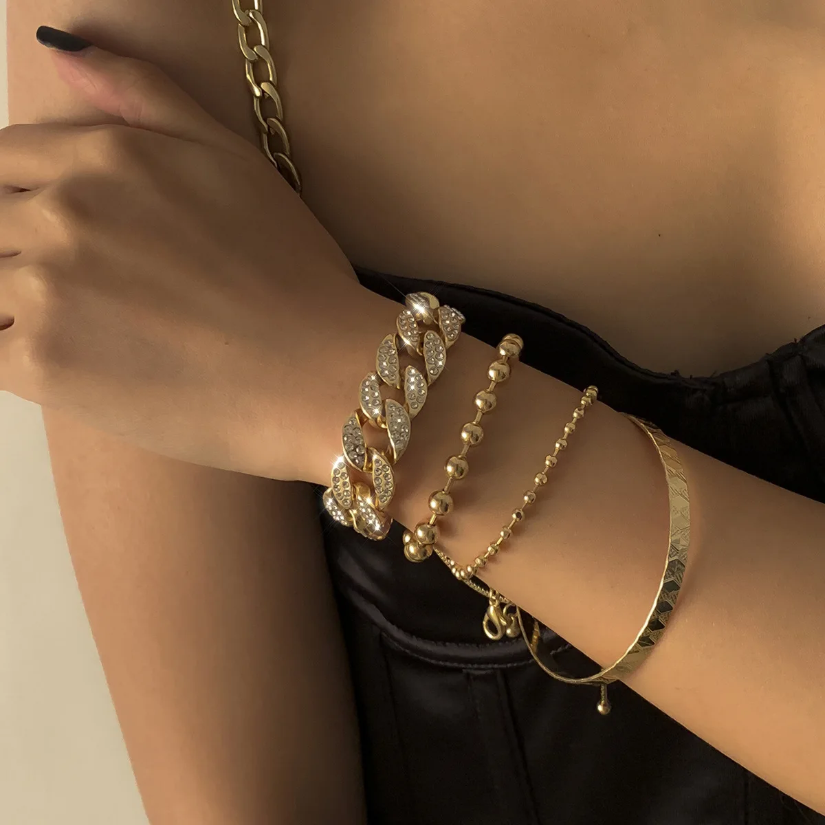 Cross-border fashion studded with diamond Cuban buckle bracelet, hip-hop personality round bead chain pattern bracelet set for w