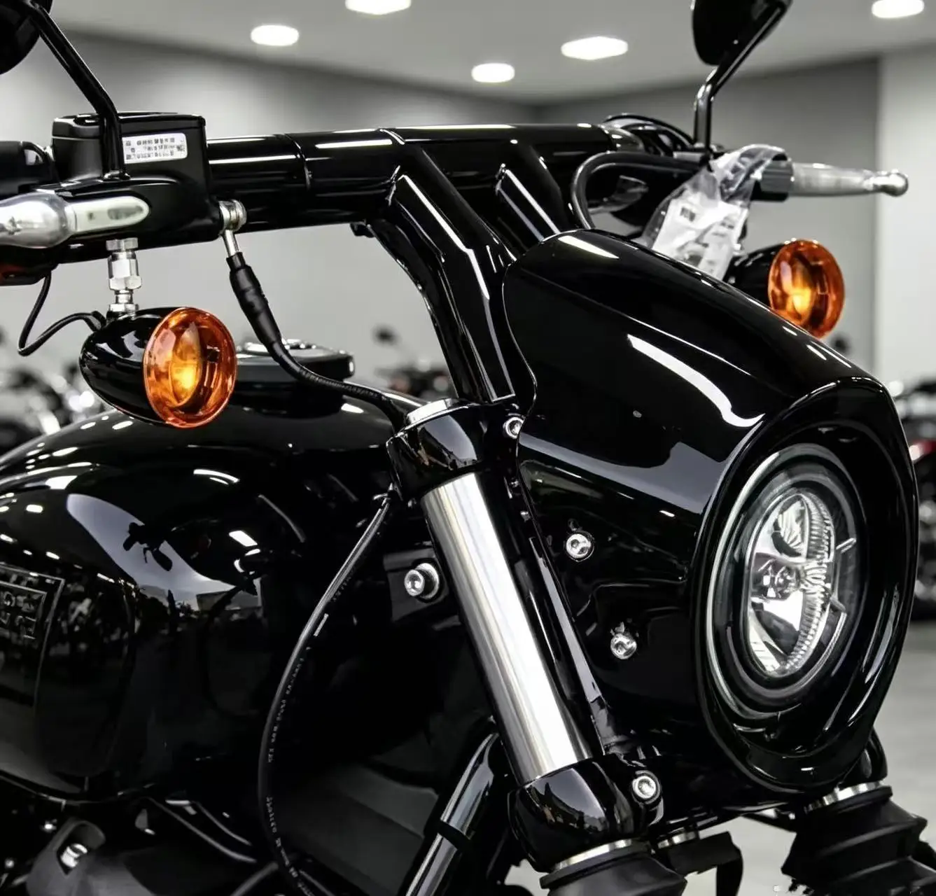 Koplampbehuizing cockpit kuip windscherm windafwijzer cover passend voor Harley Softail Street Bob 114 117 Breakout 2018-2024