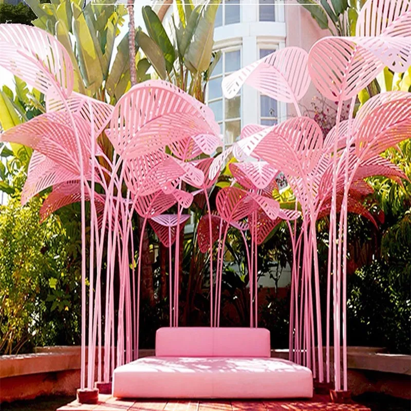

New Style Wedding Props Guide Wrought Iron Art Banana Tree Leaf Road Lead Outdoor Arrangemnet Scene T Stage Hotel Decoration