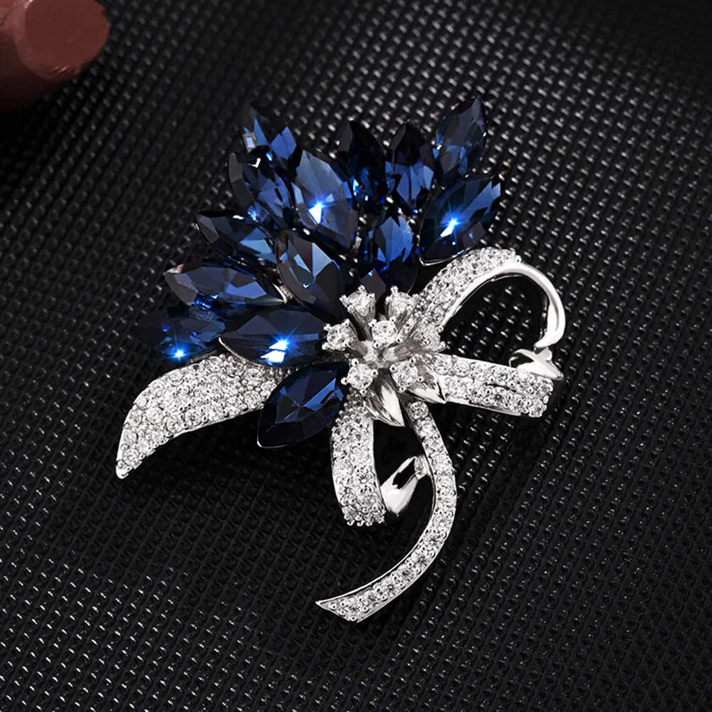 Luxury Design Blue Crystal Bauhinia Bouquet Brooches Women Rhinestone Brooch Clothing Accessories Jewelry Gifts for Daily Wear