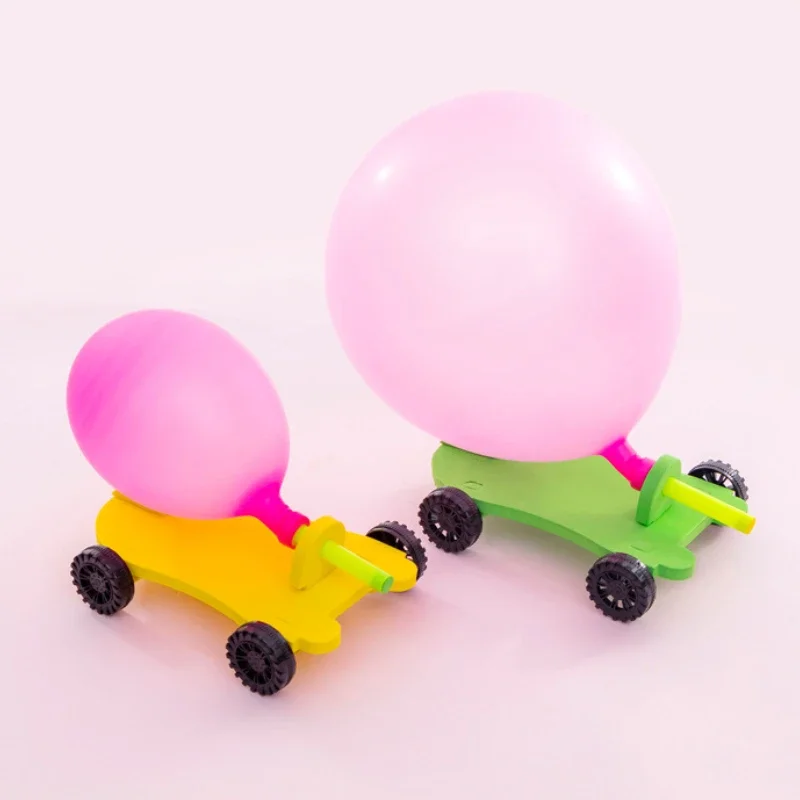 Creative Science Technology Production DIY Balloon Recoil Car Primary School Science Experiment Puzzle Science Education Toy Gif