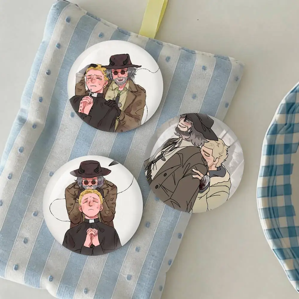 

Karl Heisenberg Ethan Winters Wintersberg Badge Tinplate Soft Button Pin Brooch Metal Custom Jewelry Accessories Hat Bag Lapel