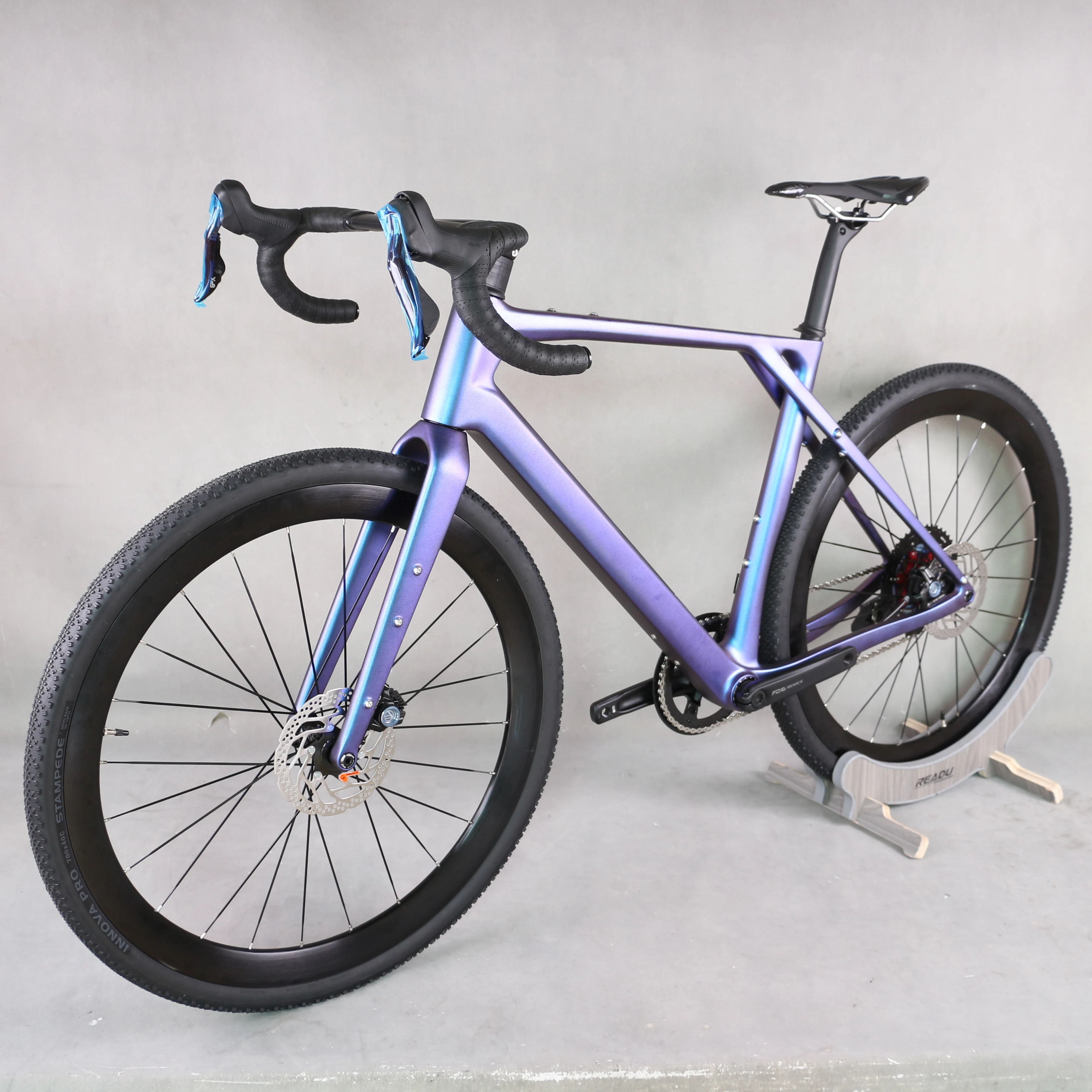 دراجة جرافيل كاملة من Chameleo - مراجعة Carbon Gravel Frame Disc Brake 700C وسعره