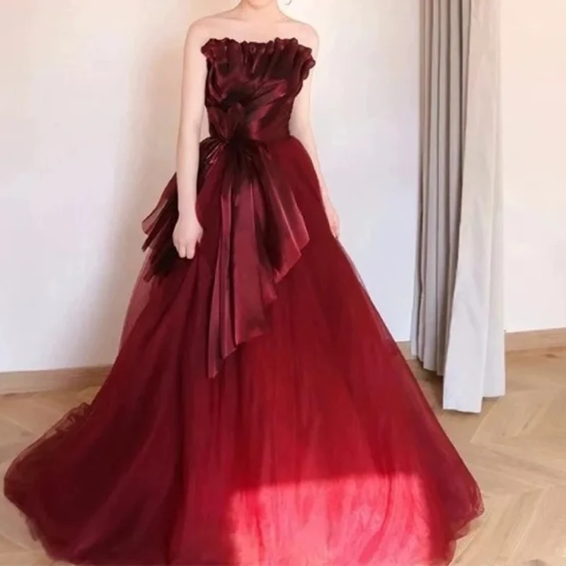 فستان سهرة للنساء لحفلات الزفاف أنيق خفيف فاخر بدون حمالات بدون أكمام برباط على شكل كرة فيستدو دي فيستا