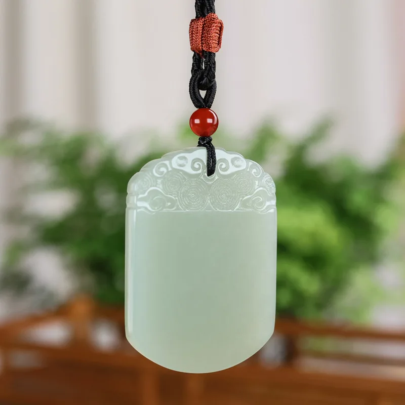

Высокое качество Товары Хотан Нефрит Куньлунь Горный Нефрит Безопасный и звуковой кулон для мужчин и женщин Талисман года рождения