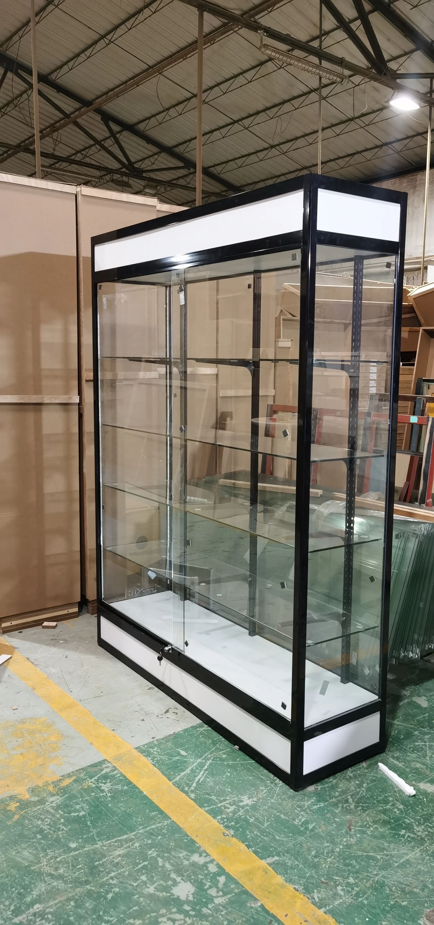 Custom.Tall Showcases Smoke Shop Display Exhibition Cabinet Jewelry Display Glass showcase with Base and Light