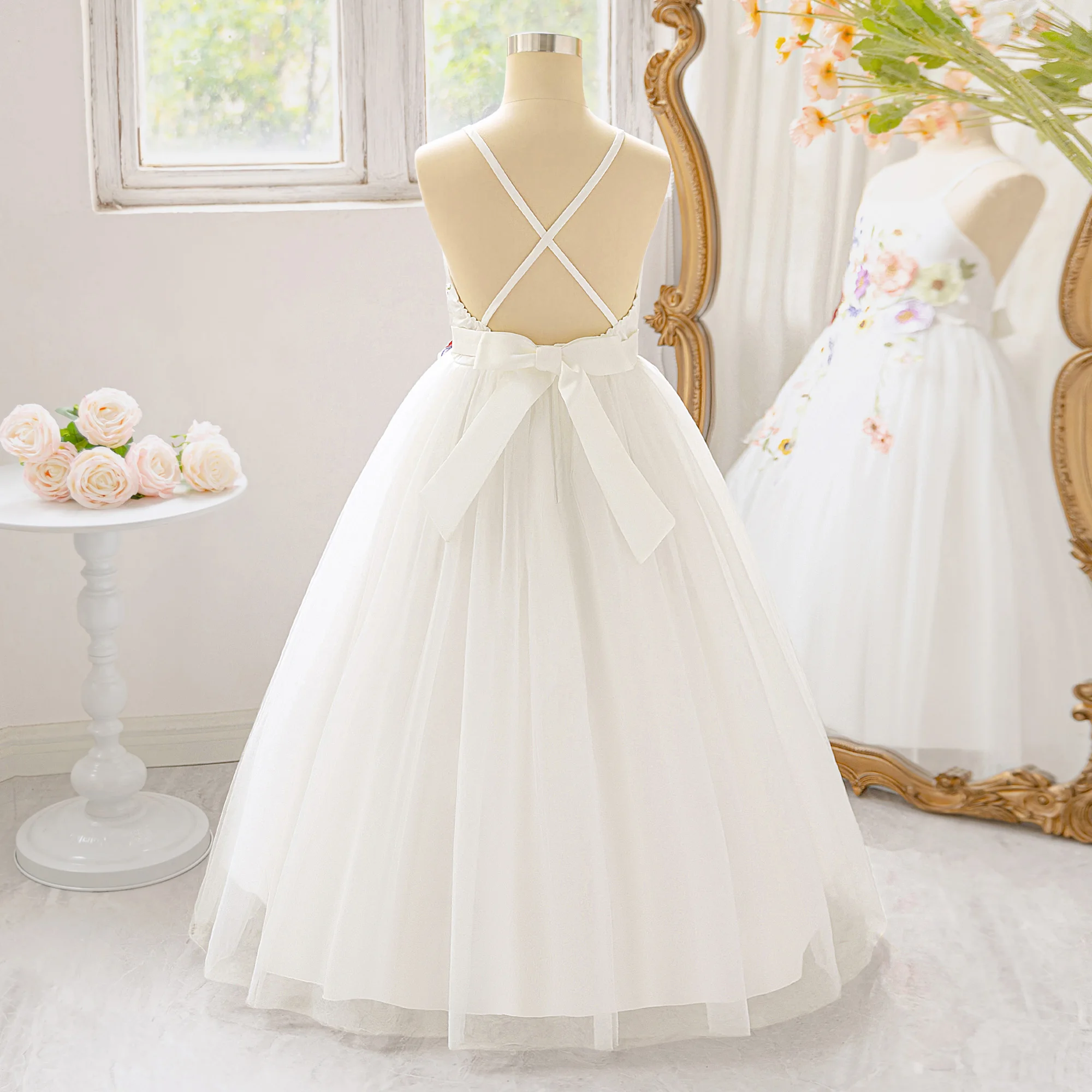 Fashion White Flower Party Prom Girls Dress Elegant Backless Bow Wedding Bridesmaid Princess Dresses Girl Birthday Prom Costumes