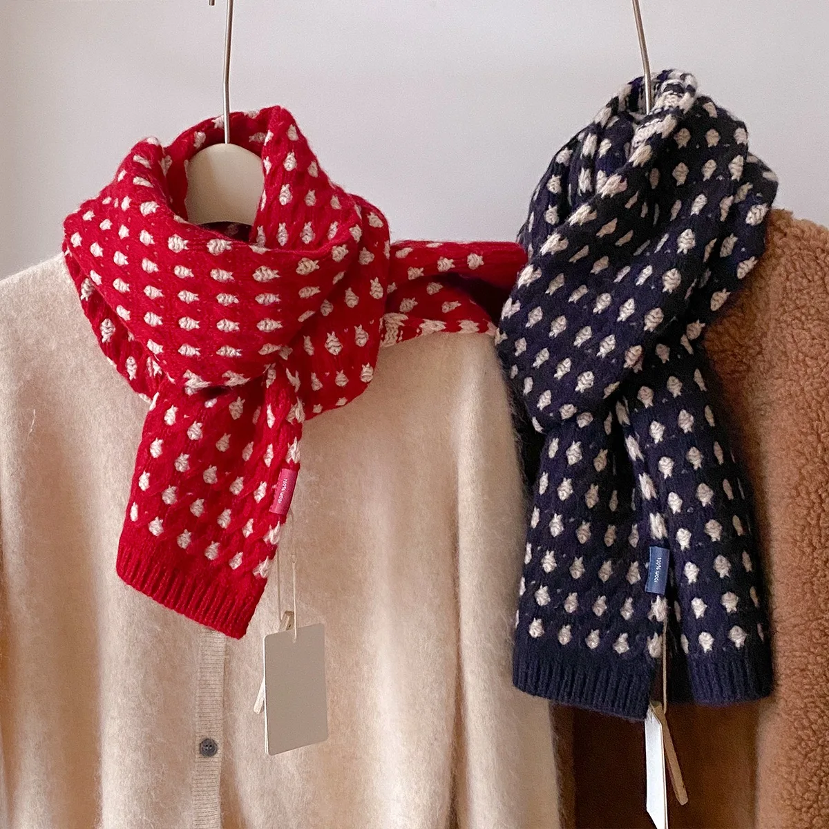 Winter Women 100% Wool Polka Dot Knit Scarf Thick Red Black Cable Knitted Neck Wrap Soft Warm Jacquard Scarves for Fall Winter