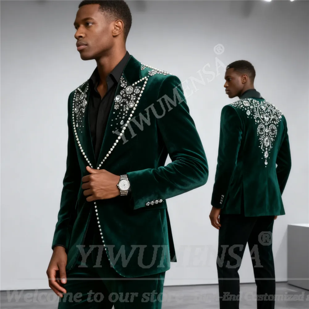 

Green Velvet Men's Suits Beaded Crystals Peaked Lapel Groom Tuxedos 2 Pieces Customized Costume Homme Wedding Prom Party Blazers